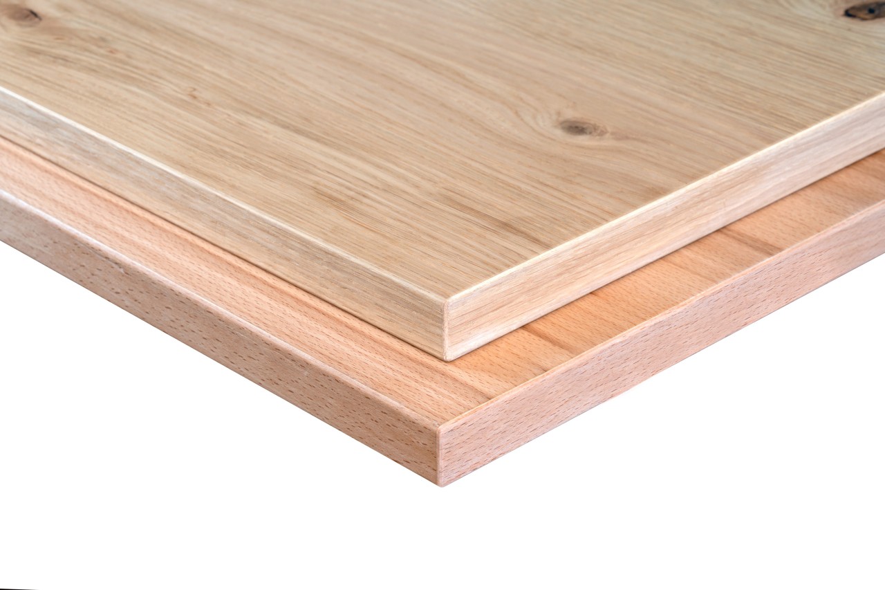 Blat stolu fornirowany drewnem
